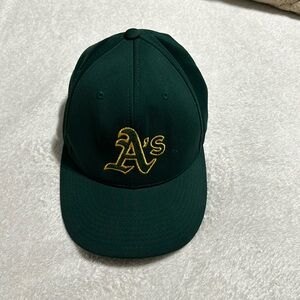 Vintage Oakland Athletics A’s hat size small/medium